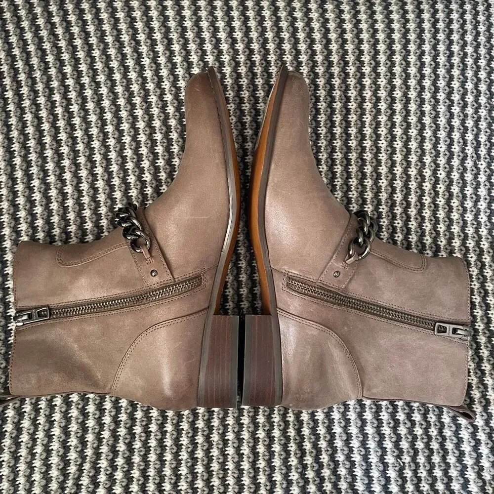 Coach Adella genuine leather ankle booties chain women’s shoe size 8.5